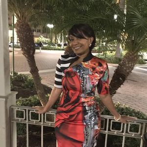 Meet your Posher, Edwige